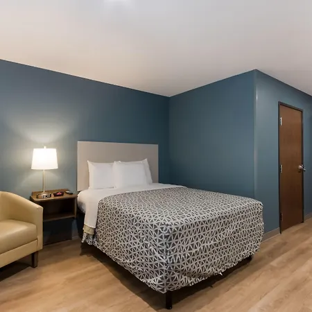 Woodspring Suites Chandler Airport