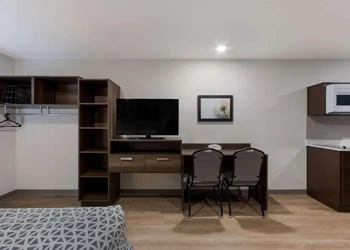 Woodspring Airport Hotel