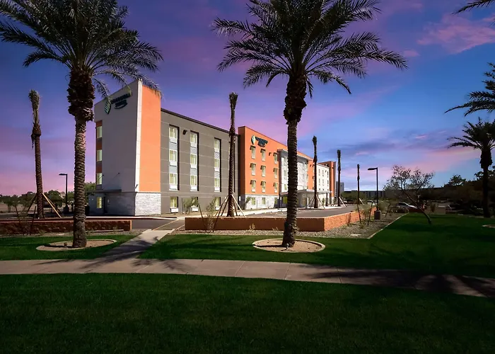 Hotel Woodspring Airport 2*